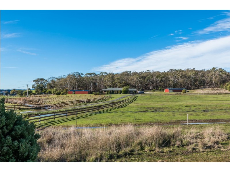 211 Clifton Beach Road, Clifton Beach TAS 7020