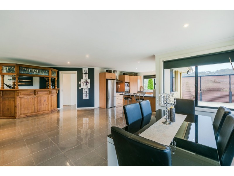 211 Clifton Beach Road, Clifton Beach TAS 7020