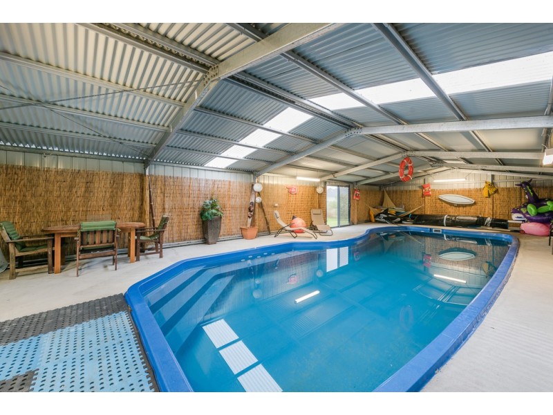 211 Clifton Beach Road, Clifton Beach TAS 7020