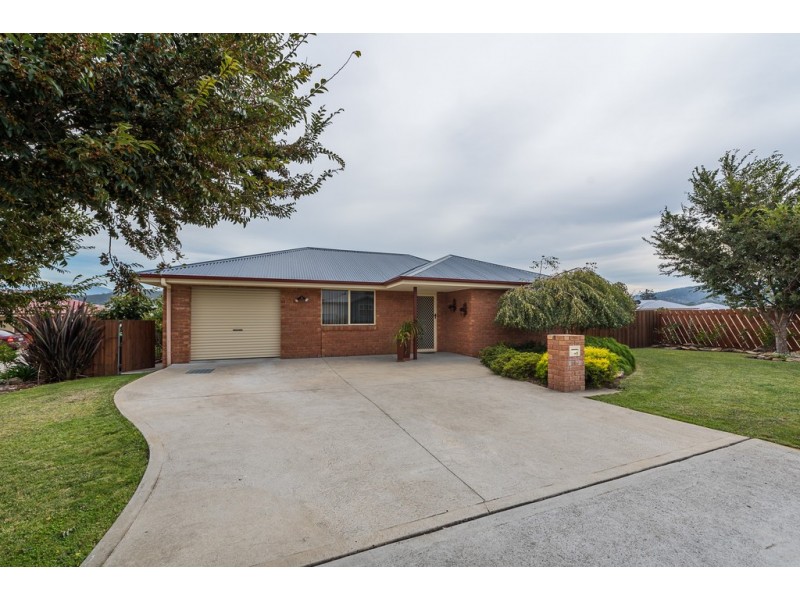 8 Ralph Terrace, Rokeby TAS 7019