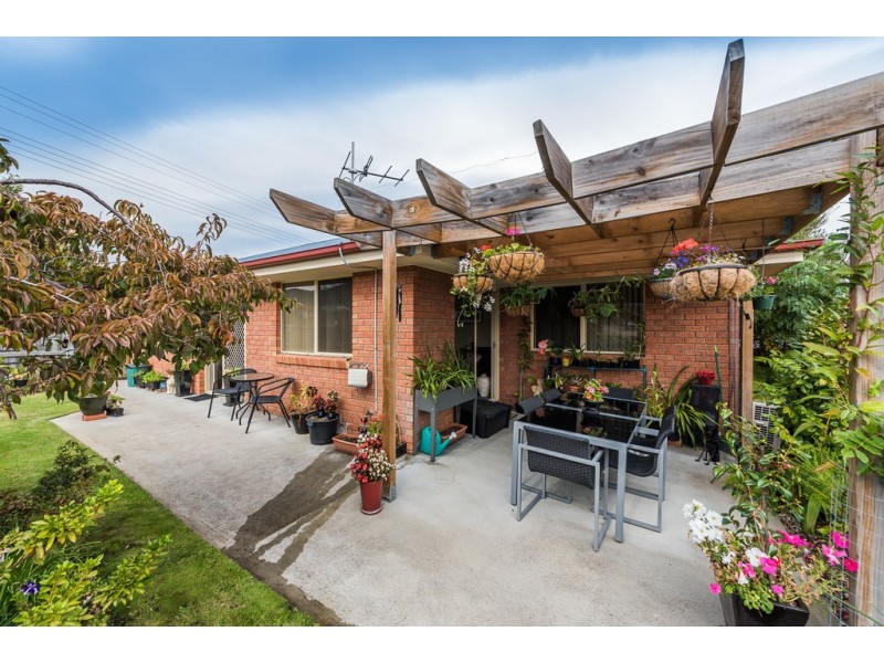 8 Ralph Terrace, Rokeby TAS 7019