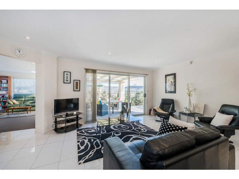 34 Cavenor Drive, Rokeby TAS 7019
