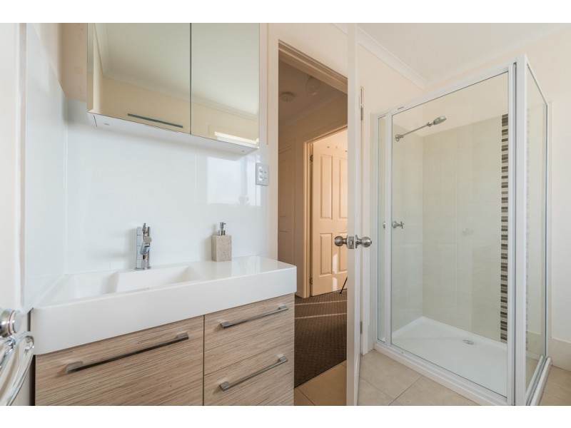 34 Cavenor Drive, Rokeby TAS 7019