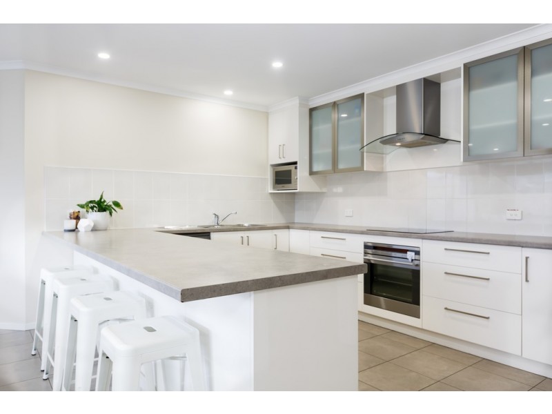17 Queens Parade, Kingston TAS 7050