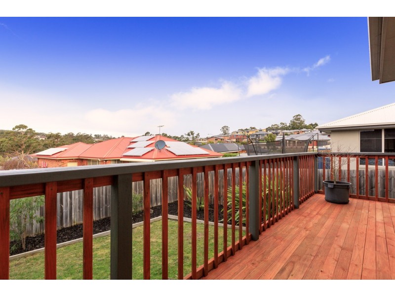 17 Queens Parade, Kingston TAS 7050
