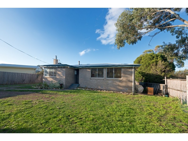 22 Hookey Street, Rokeby TAS 7019
