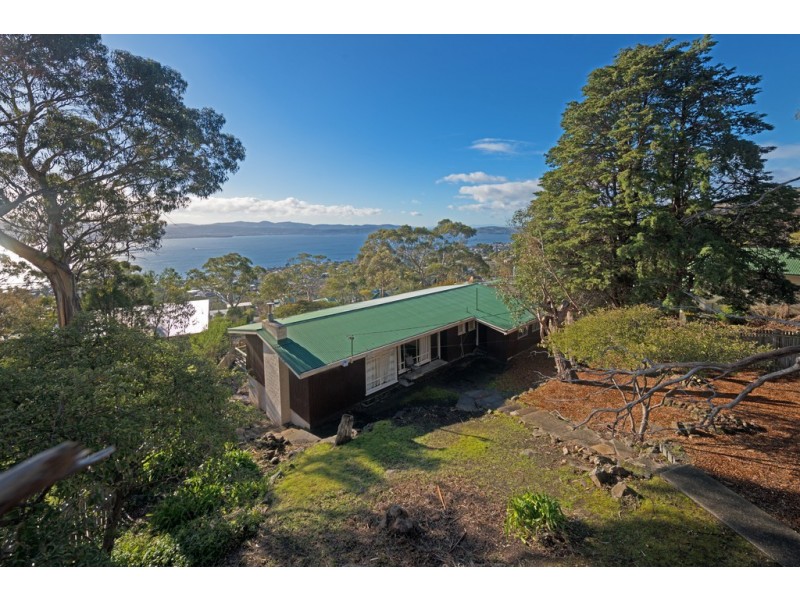 302 Nelson Road, Mount Nelson TAS 7007