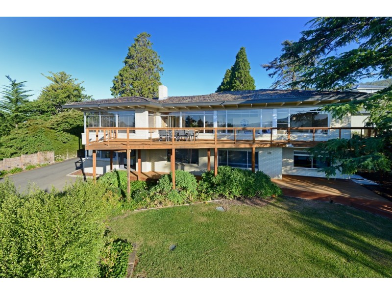 32B Maning Avenue, Sandy Bay TAS 7005