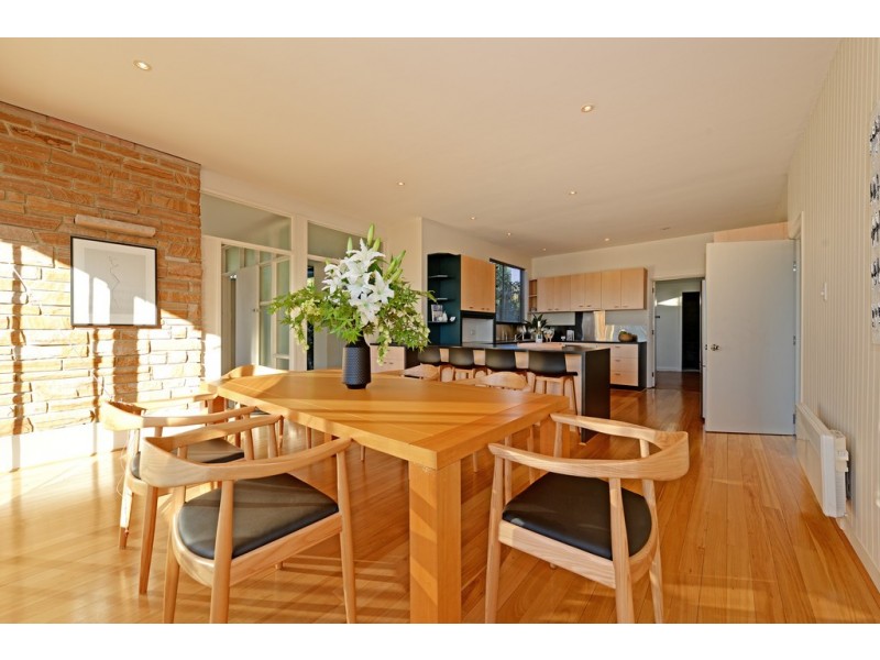 32B Maning Avenue, Sandy Bay TAS 7005