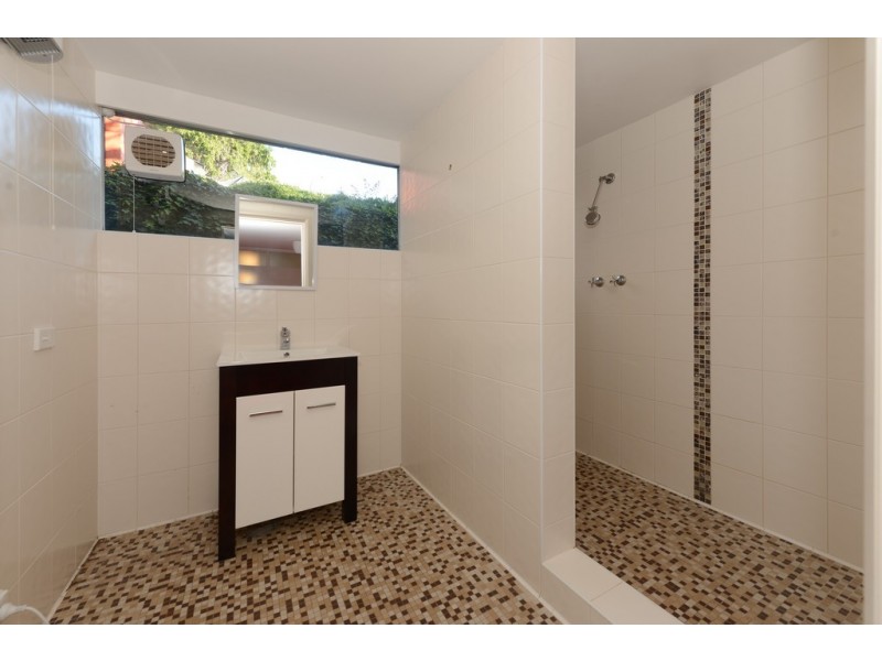 32B Maning Avenue, Sandy Bay TAS 7005