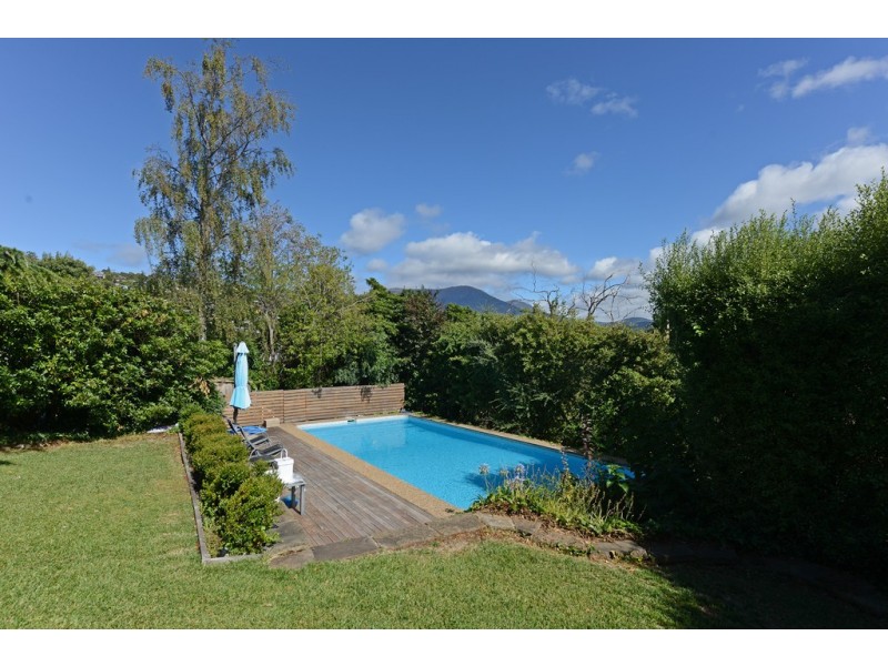 32B Maning Avenue, Sandy Bay TAS 7005