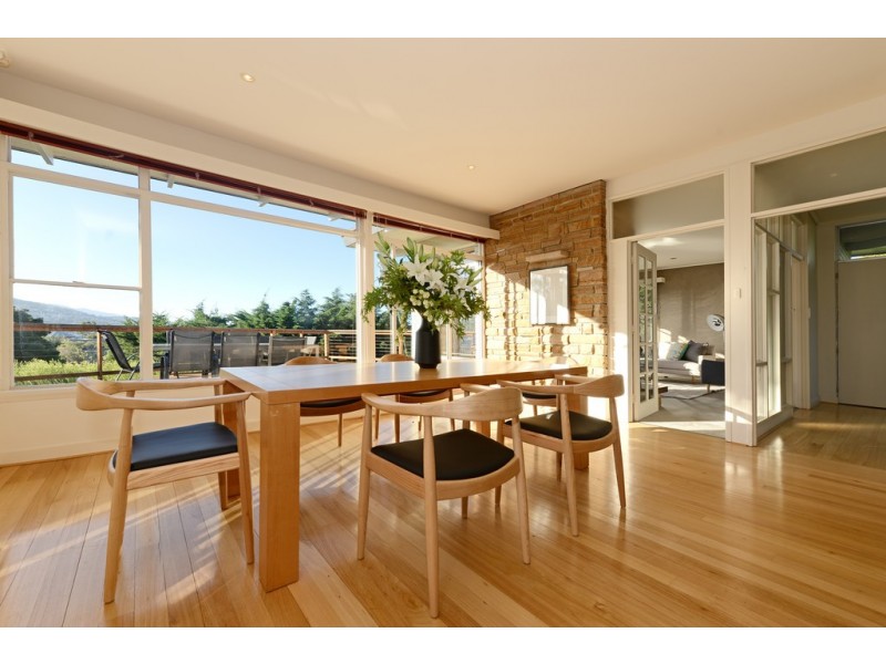 32B Maning Avenue, Sandy Bay TAS 7005