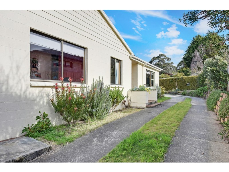 32 Jenkins Street, Taroona TAS 7053
