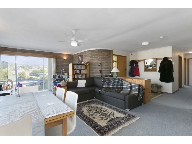 2 Diamond Drive, Blackmans Bay TAS 7052