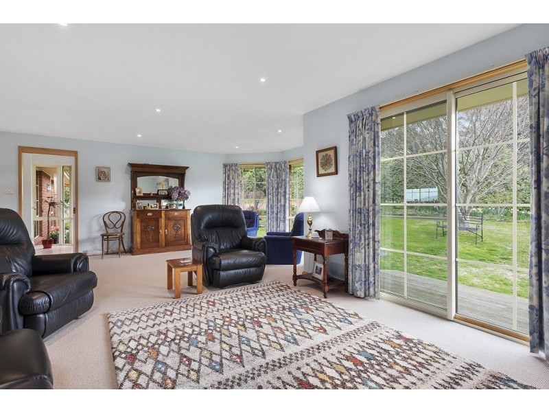 4 Blackwood Grove, Margate TAS 7054