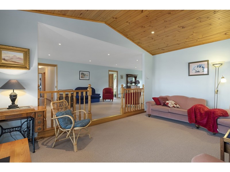 4 Blackwood Grove, Margate TAS 7054
