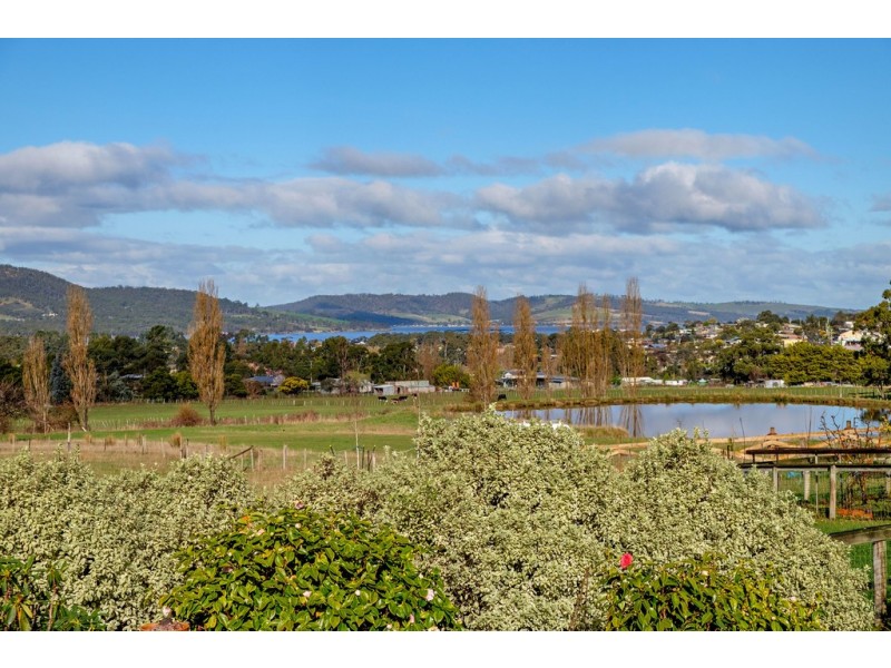4 Blackwood Grove, Margate TAS 7054