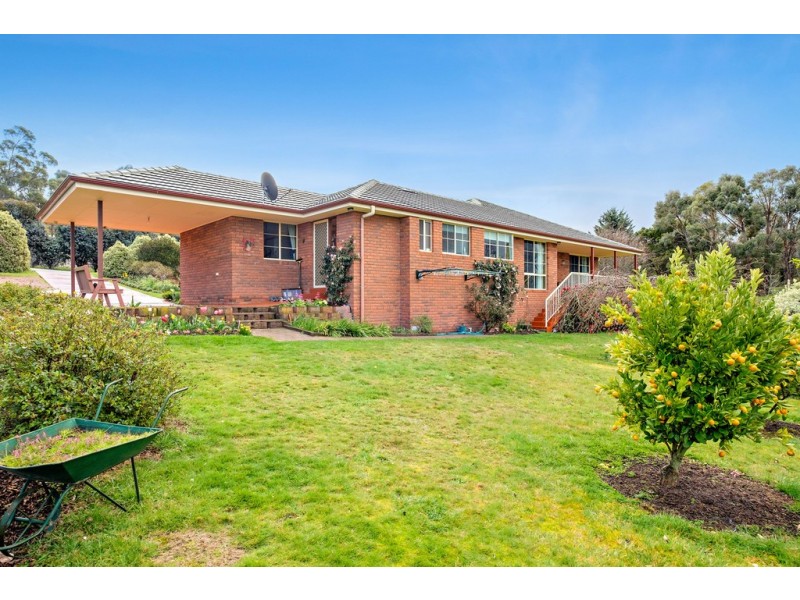 4 Blackwood Grove, Margate TAS 7054