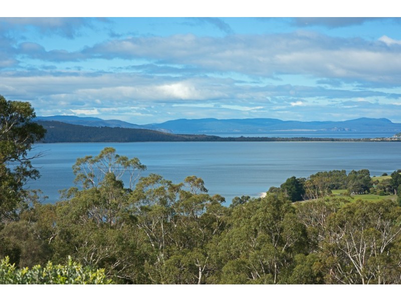 3637 South Arm Road, Opossum Bay TAS 7023