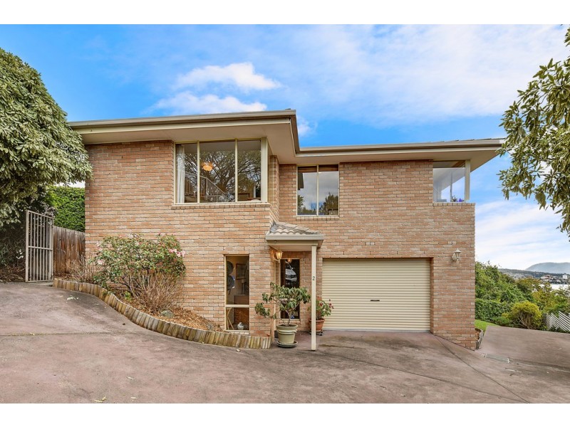 Villa 2 36 Red Chapel Avenue, Sandy Bay TAS 7005
