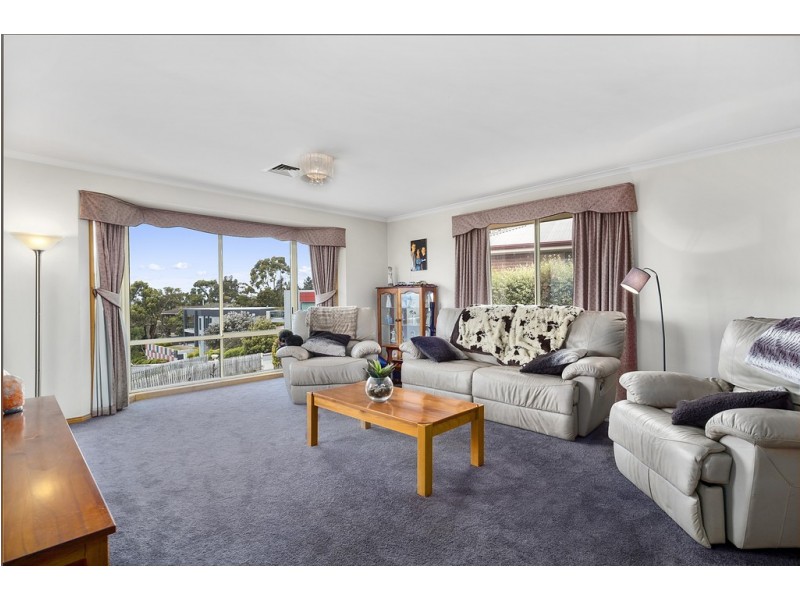 31 Sandra Drive, Blackmans Bay TAS 7052
