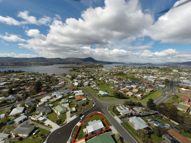 10 Leighland Road, Claremont TAS 7011