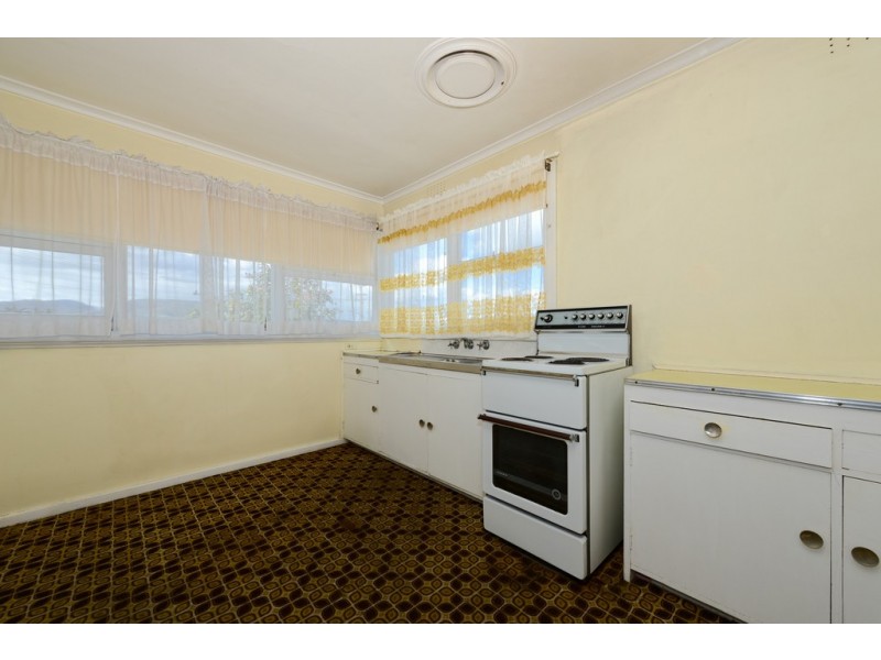 10 Leighland Road, Claremont TAS 7011