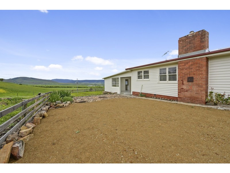Mayfield – 170 Bluff Road, Gretna TAS 7140