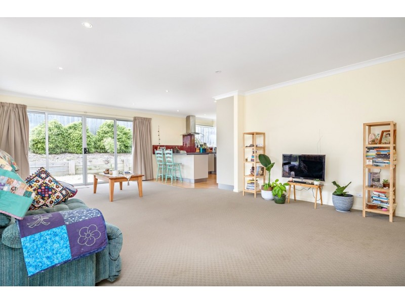 Unit 3 55 Redwood Road, Kingston TAS 7050