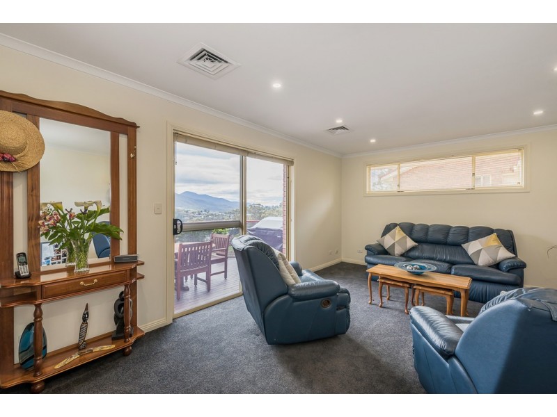 54 Ruth Drive, Lenah Valley TAS 7008
