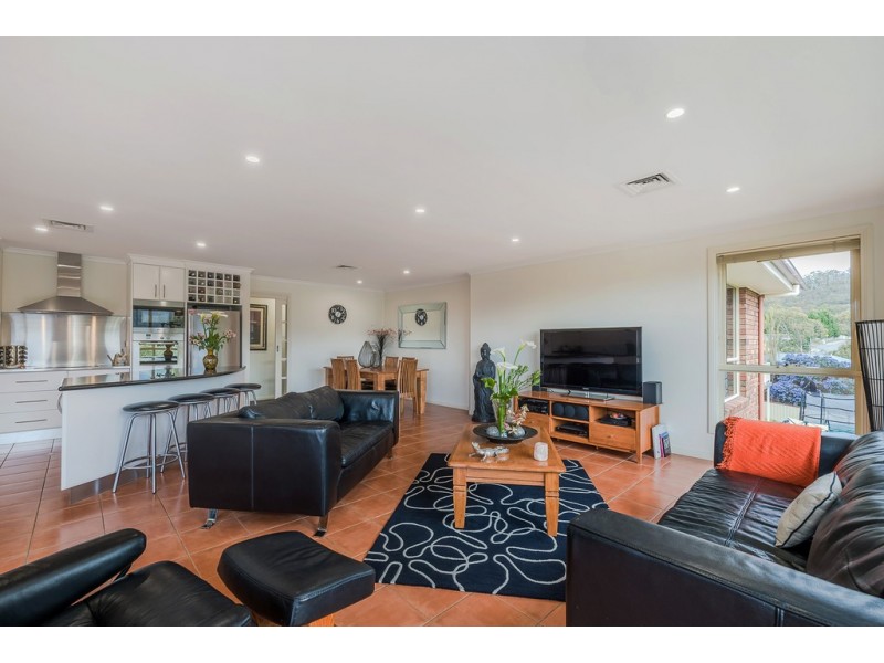 54 Ruth Drive, Lenah Valley TAS 7008