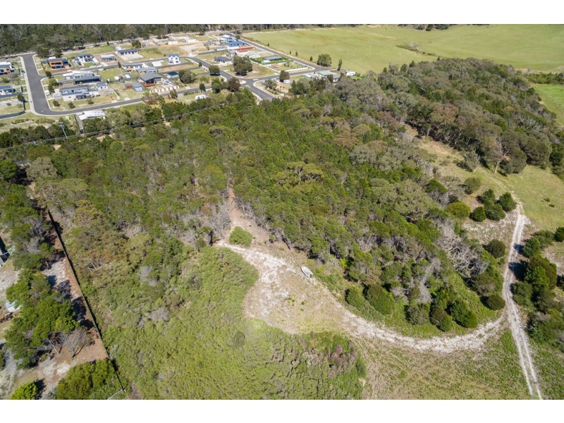 Redbill – 39 Tasman Highway, Bicheno TAS 7215