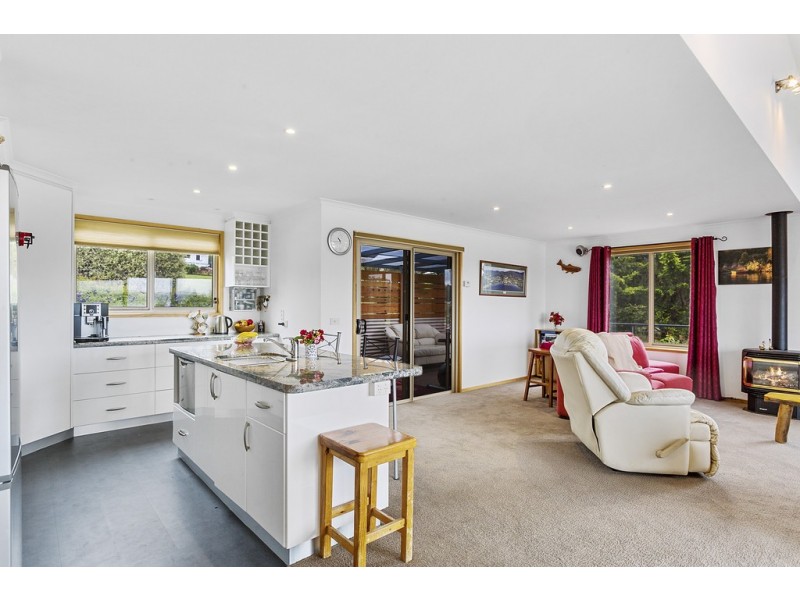 7 Weedings Way, Woodbridge TAS 7162