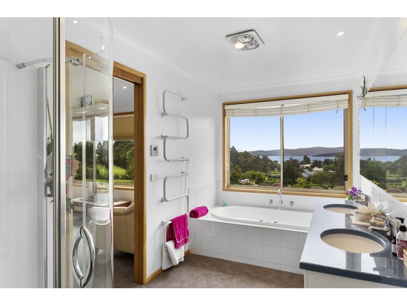 7 Weedings Way, Woodbridge TAS 7162