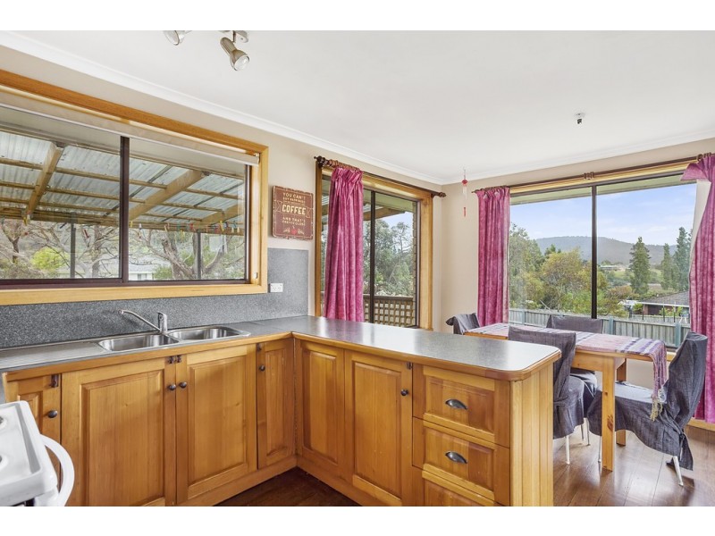 14 Riverdowns Drive, Margate TAS 7054