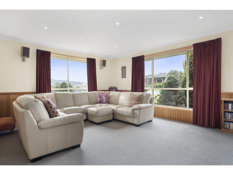 15 Greenhill Drive, Kingston TAS 7050