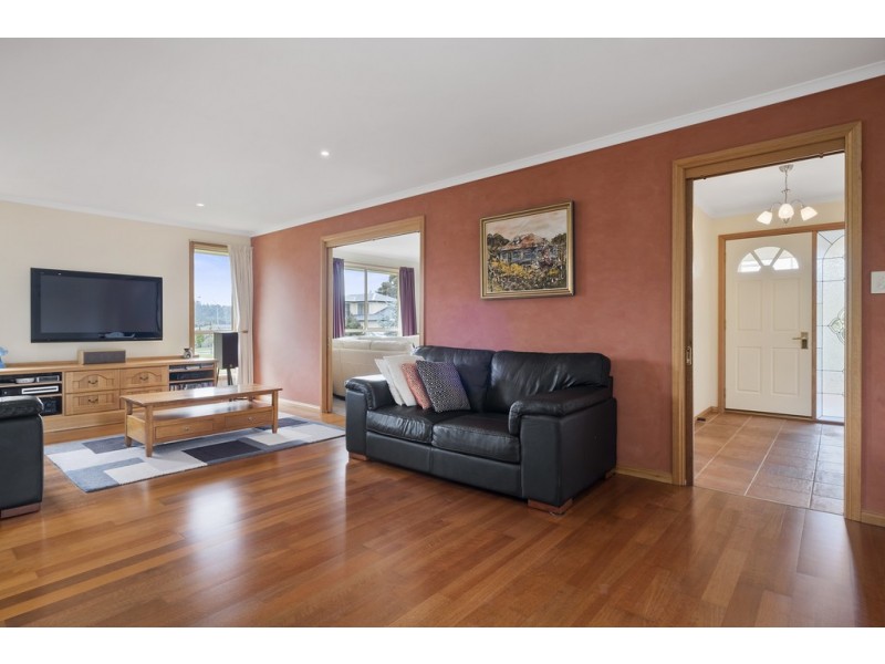 15 Greenhill Drive, Kingston TAS 7050