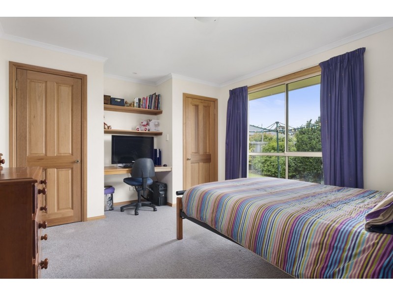 15 Greenhill Drive, Kingston TAS 7050