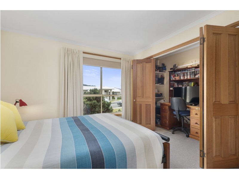 15 Greenhill Drive, Kingston TAS 7050