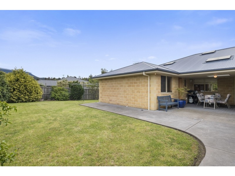 15 Greenhill Drive, Kingston TAS 7050