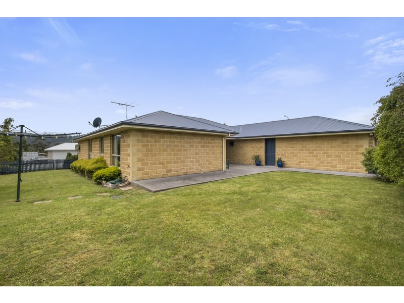 15 Greenhill Drive, Kingston TAS 7050