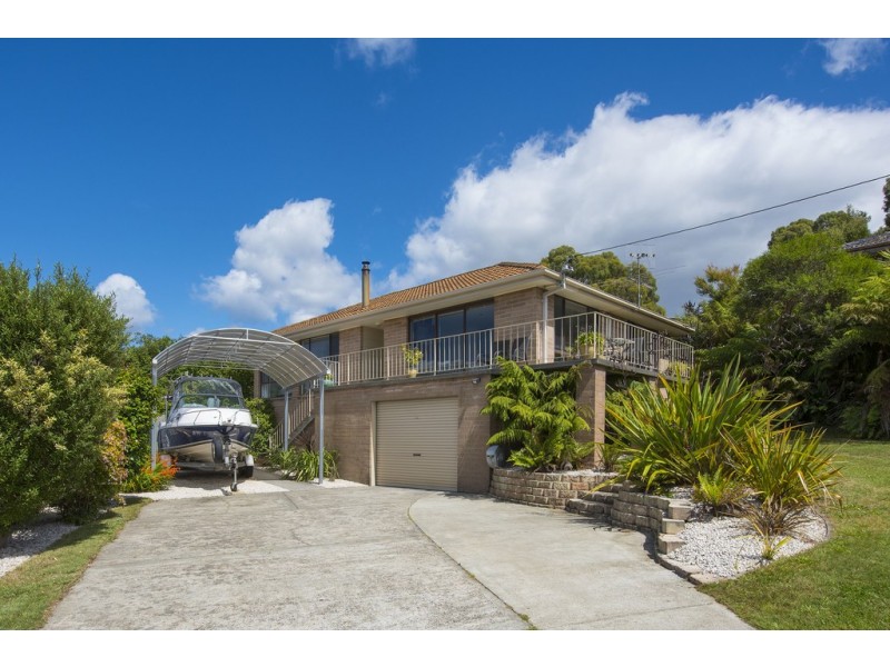 5 Taroo Court, Blackmans Bay TAS 7052