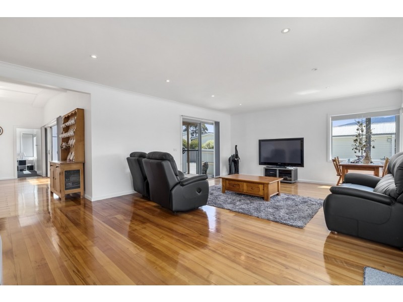 Unit 1 68 Auburn Road, Kingston Beach TAS 7050
