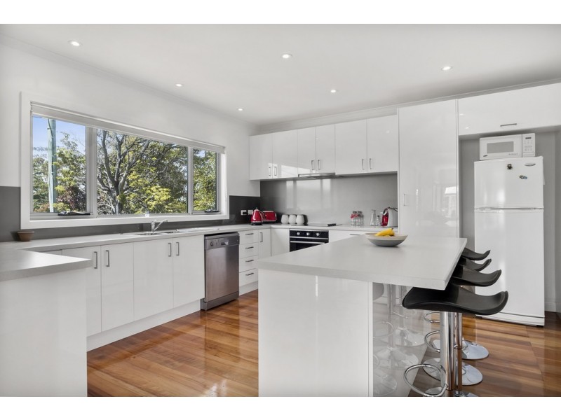Unit 1 68 Auburn Road, Kingston Beach TAS 7050