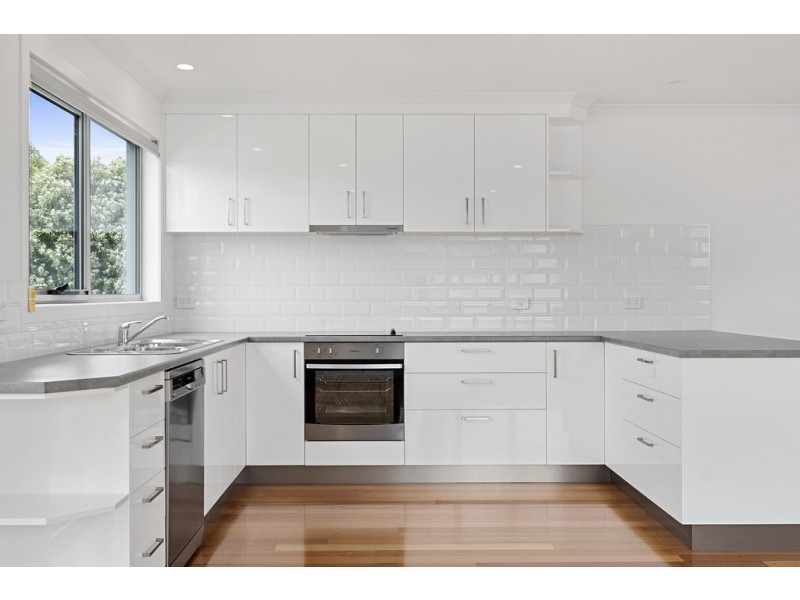 Unit 2 68 Auburn Road, Kingston Beach TAS 7050