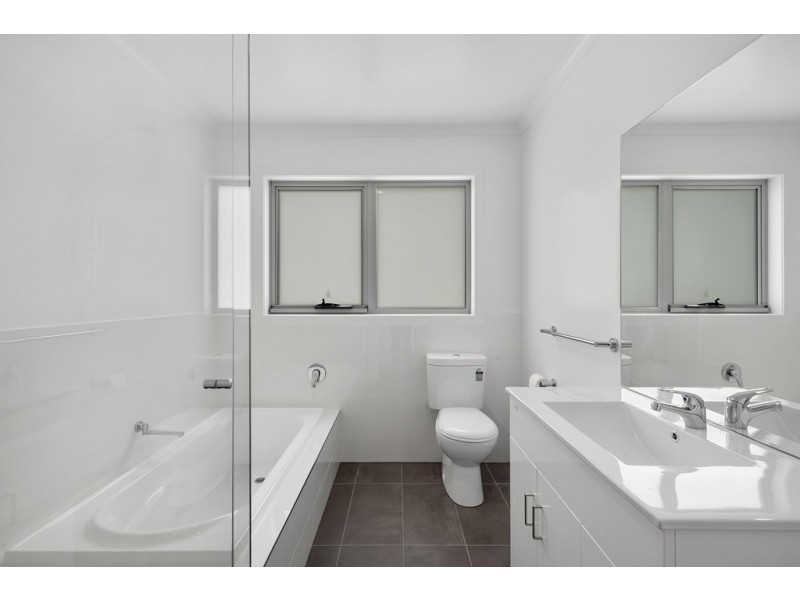 Unit 2 68 Auburn Road, Kingston Beach TAS 7050
