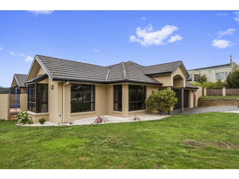 1 Greenhill Drive, Kingston TAS 7050