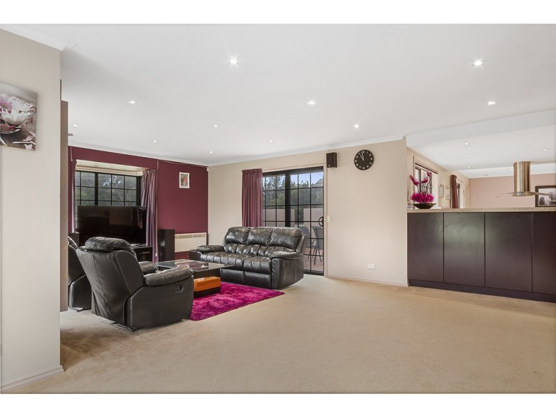 1 Greenhill Drive, Kingston TAS 7050