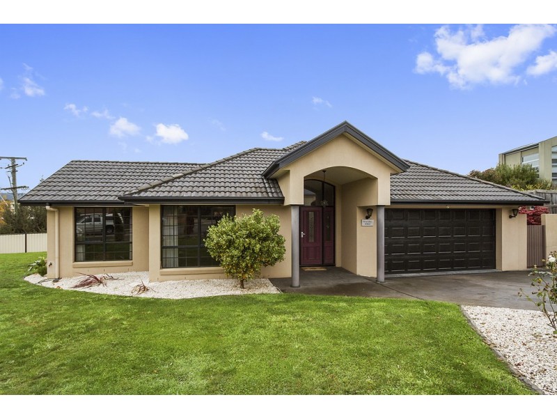 1 Greenhill Drive, Kingston TAS 7050
