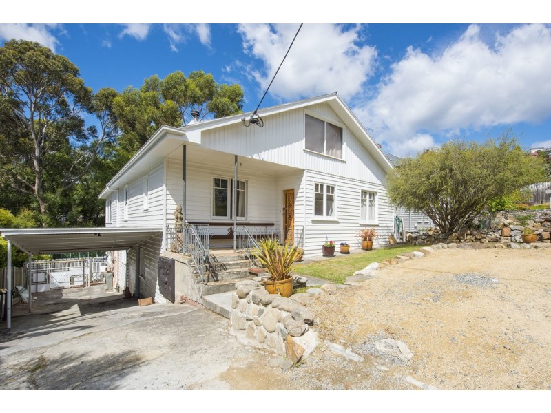 72 Alexander Street, Sandy Bay TAS 7005